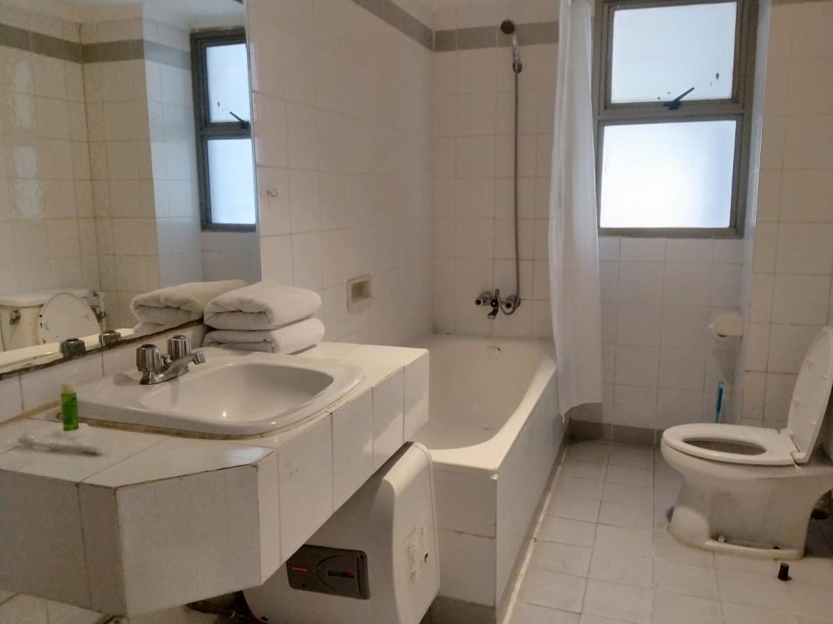 Apartemen Puncak Marina Сурабая Экстерьер фото