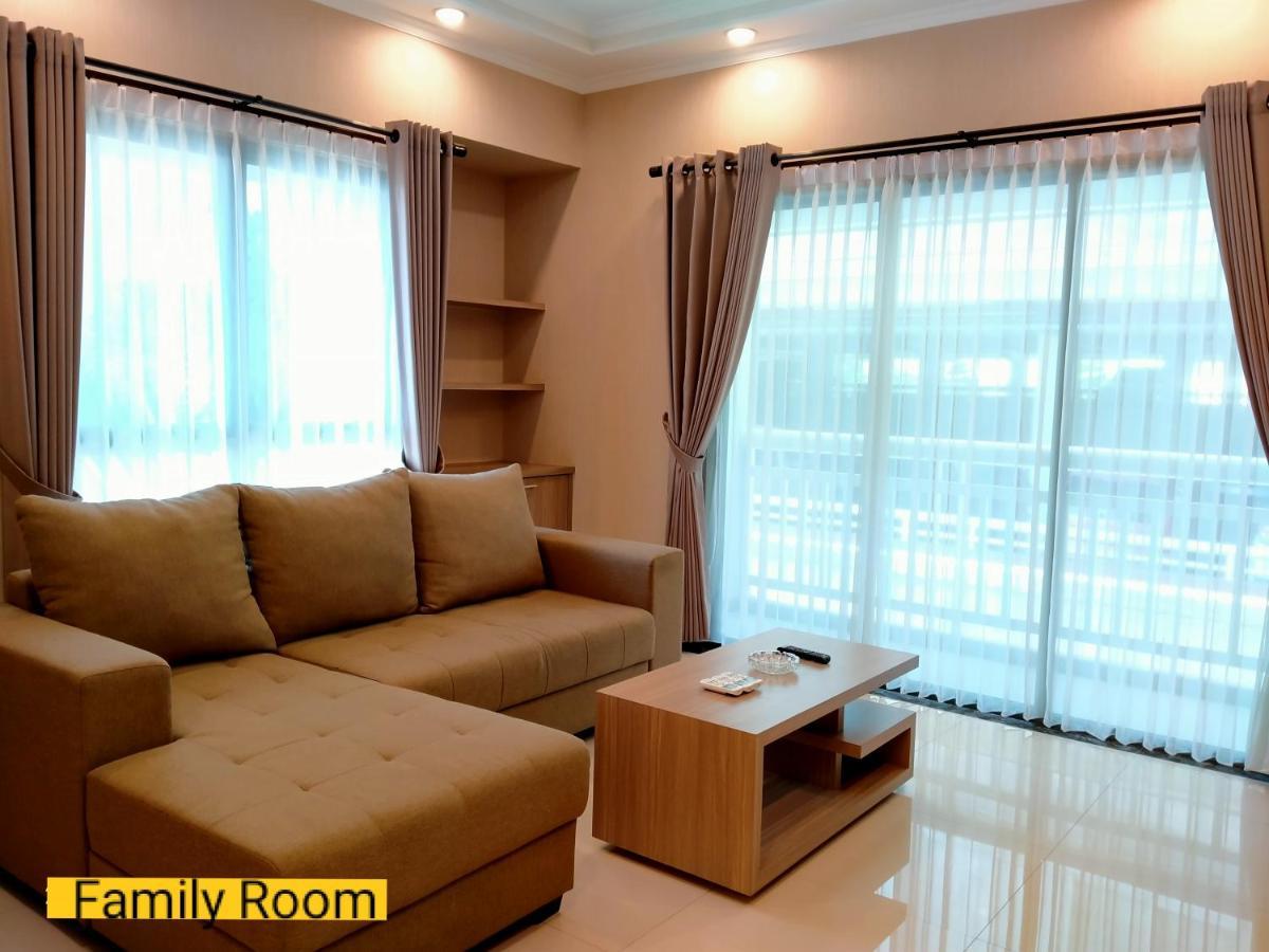 Apartemen Puncak Marina Сурабая Экстерьер фото