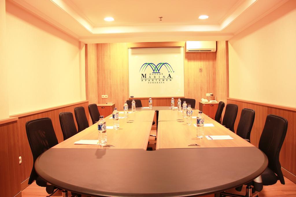 Apartemen Puncak Marina Сурабая Экстерьер фото